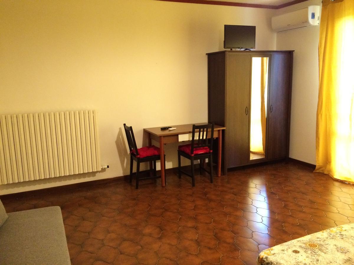 Tana Dell'Elfo B&B Гави Екстериор снимка