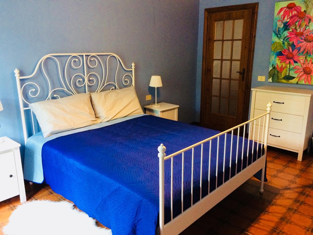 Tana Dell'Elfo B&B Гави Екстериор снимка